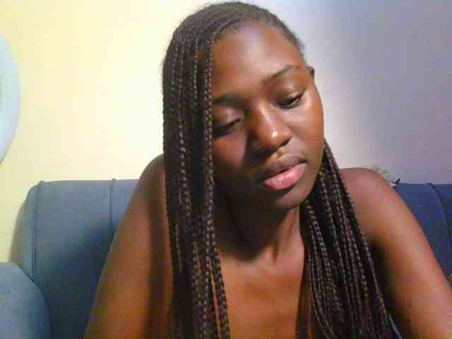 Preetygirl webcam