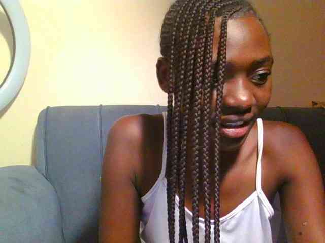 Preetygirl webcam
