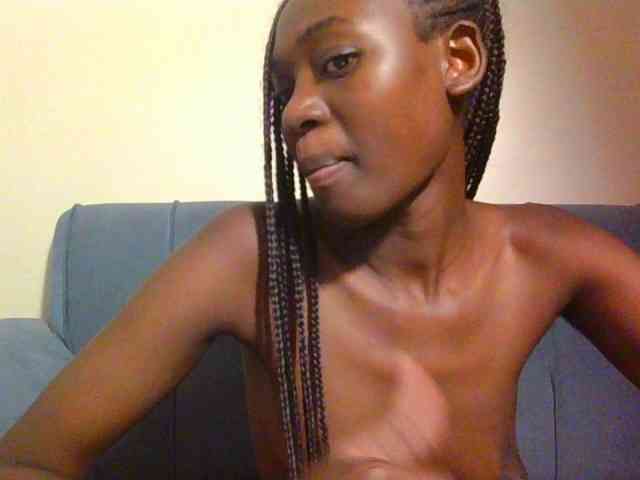 Preetygirl webcam