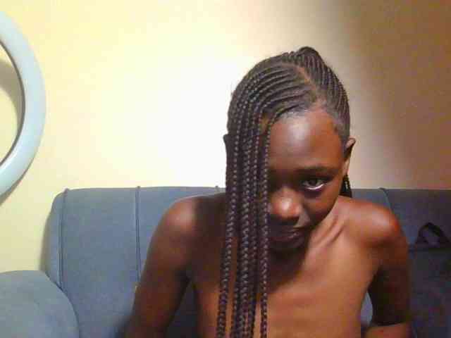 Preetygirl webcam