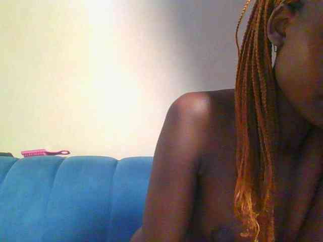 Preetygirl webcam
