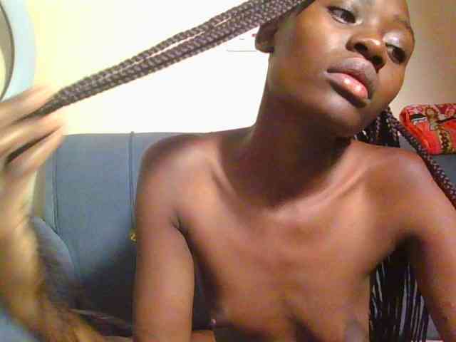 Preetygirl webcam