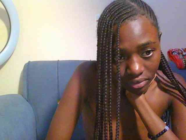 Preetygirl webcam
