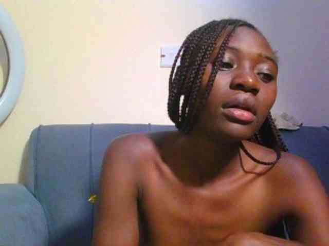Preetygirl webcam