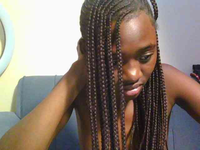 Preetygirl webcam