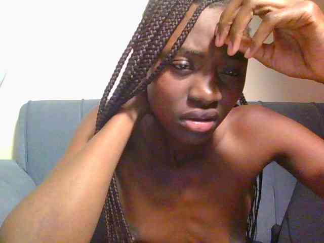 Preetygirl webcam