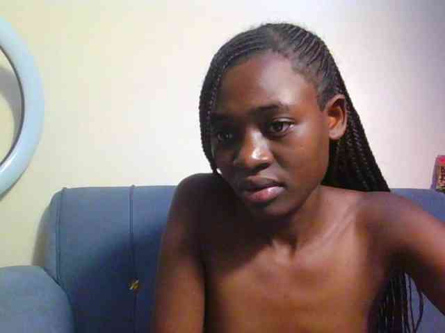 Preetygirl webcam