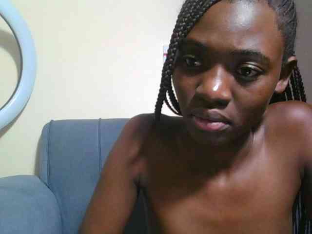 Preetygirl webcam