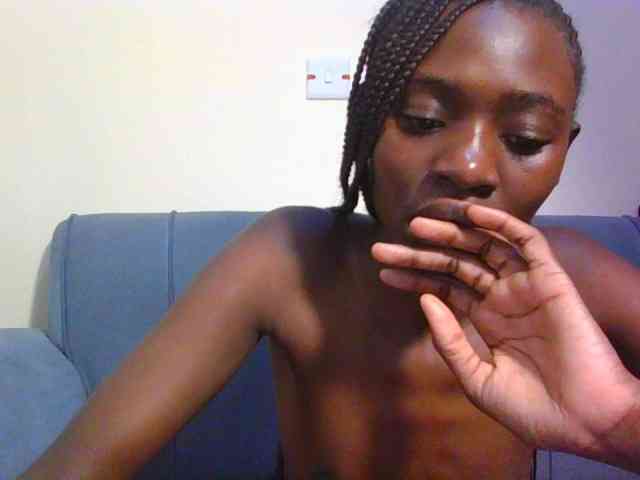 Preetygirl webcam