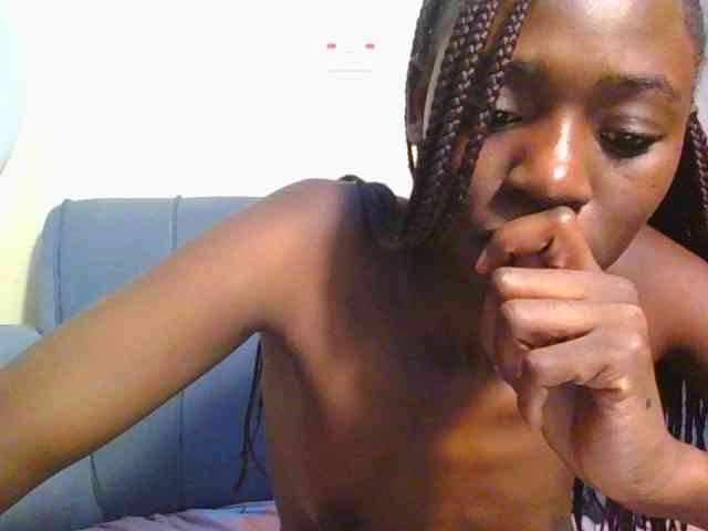 Preetygirl webcam