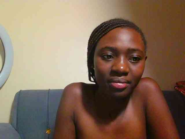 Preetygirl webcam