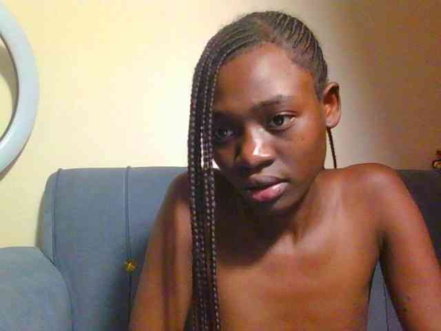 Preetygirl webcam