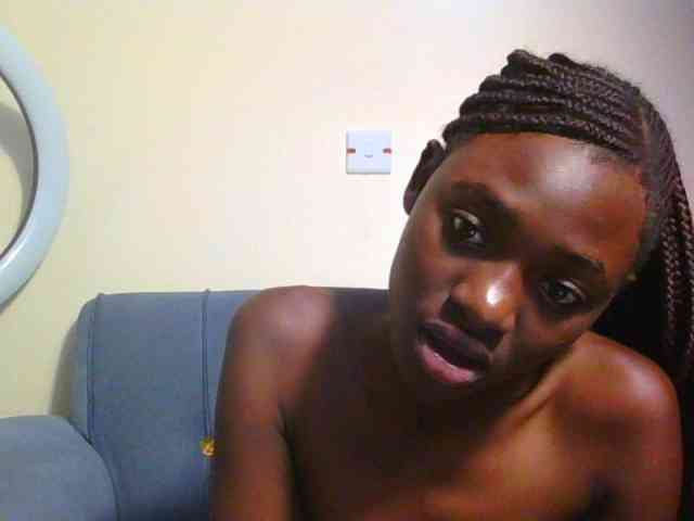 Preetygirl webcam