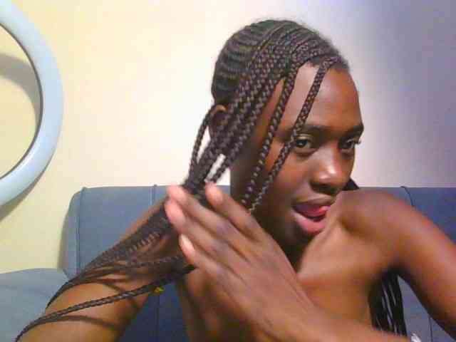 Preetygirl webcam