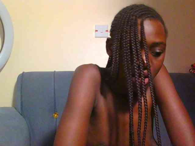 Preetygirl webcam