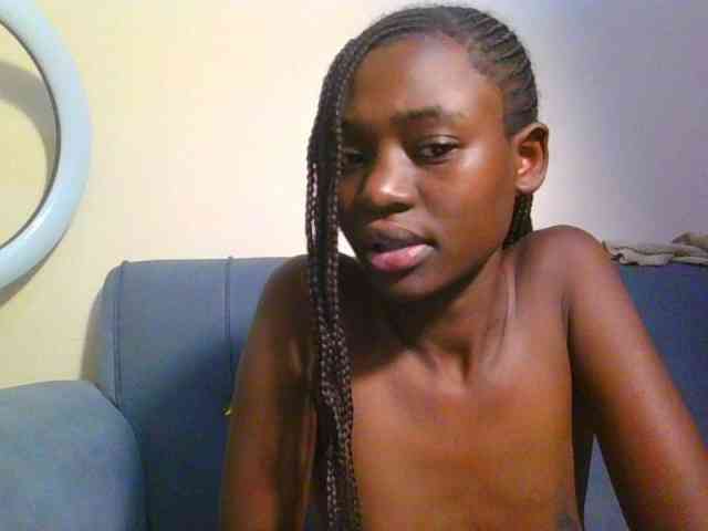 Preetygirl webcam