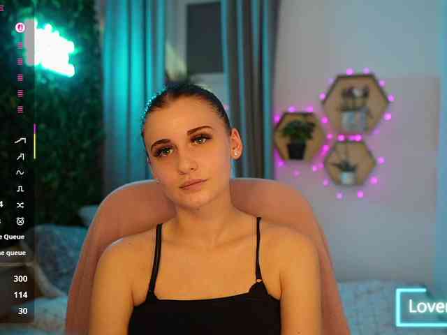 BettyGrey webcam