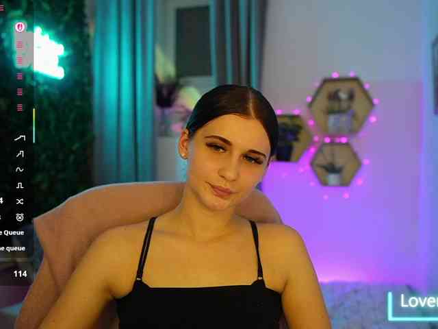 BettyGrey webcam