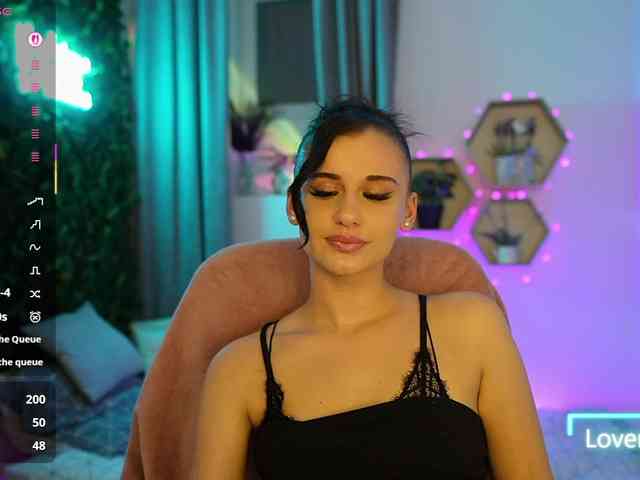 BettyGrey webcam
