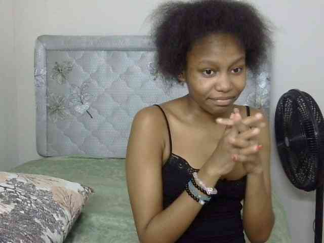 Prettylisa webcam