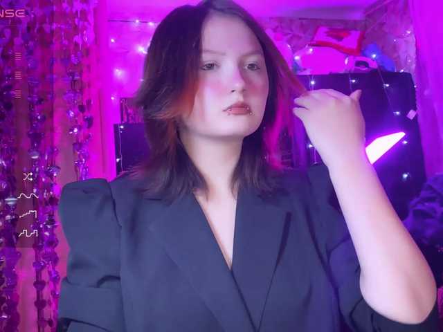 DarkGirl's BongaCams show and profile