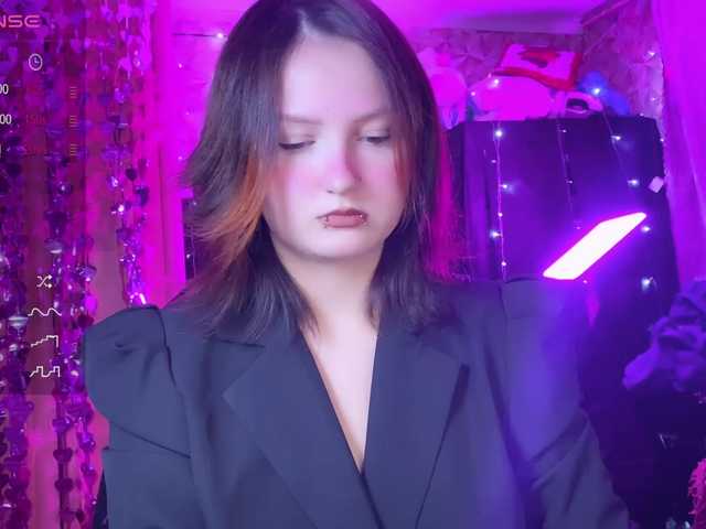 DarkGirl's BongaCams show and profile