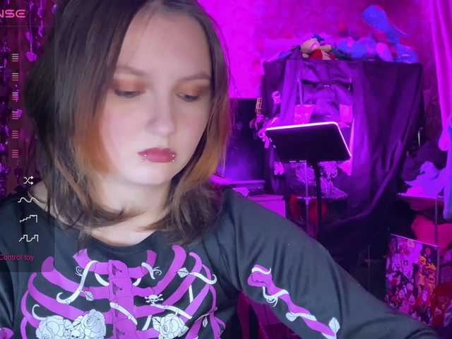 DarkGirl's BongaCams show and profile