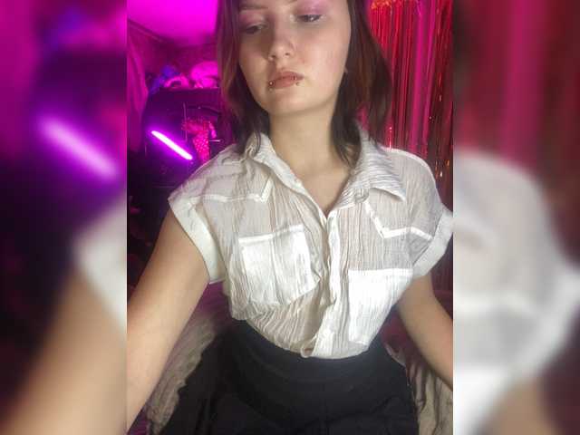 DarkGirl's BongaCams show and profile