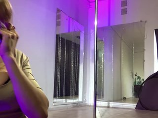 LeenaLee Porn Show