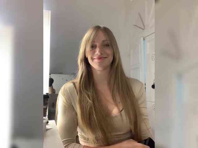 LeenaLee webcam
