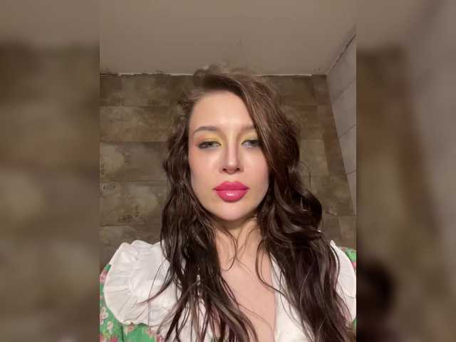 Azilanomi's BongaCams show and profile