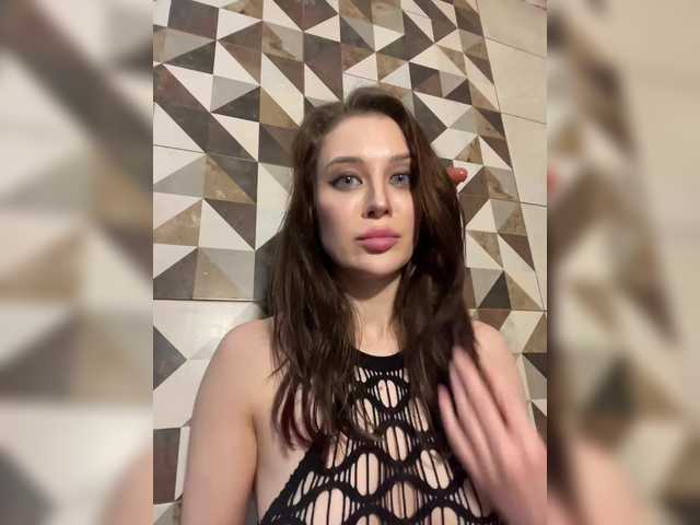 Azilanomi's BongaCams show and profile