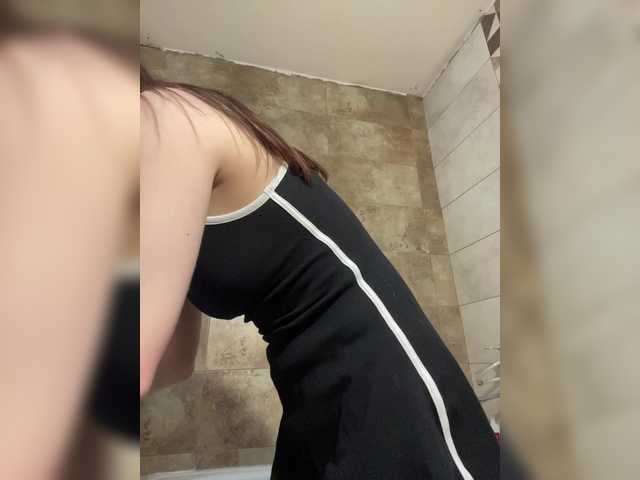 Azilanomi's BongaCams show and profile