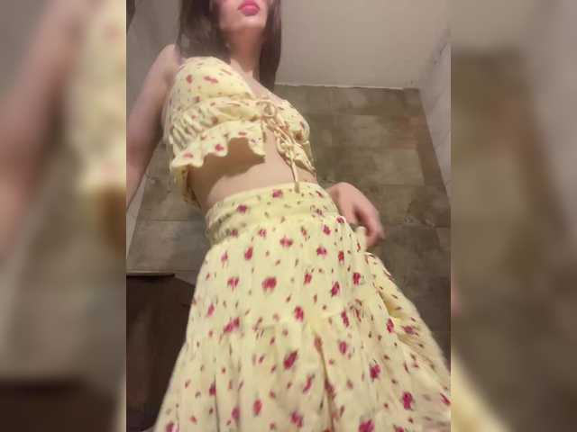 Azilanomi's BongaCams show and profile