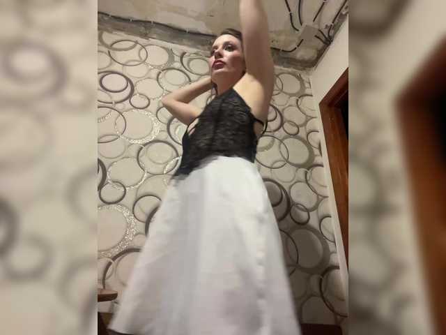 Azilanomi's BongaCams show and profile