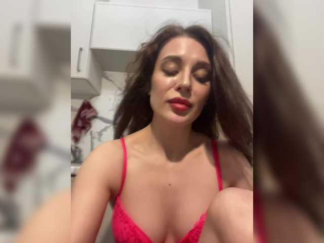 Azilanomi's BongaCams show and profile