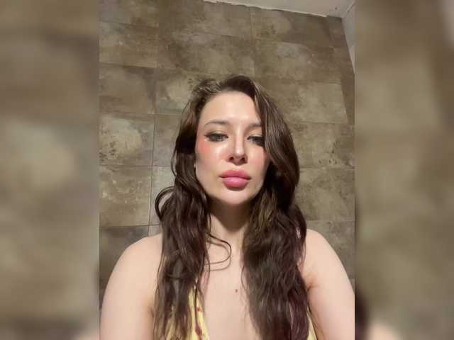 Azilanomi's BongaCams show and profile