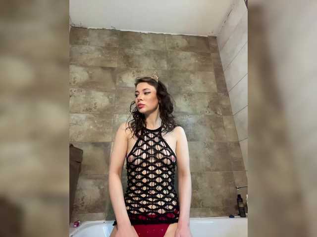 Azilanomi's BongaCams show and profile