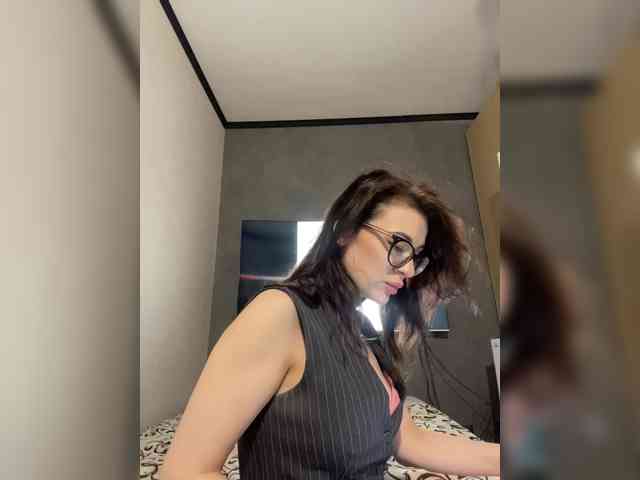 Azilanomi Live Webcam on BongaCams