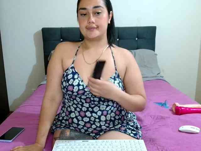 SamHotty69 webcam