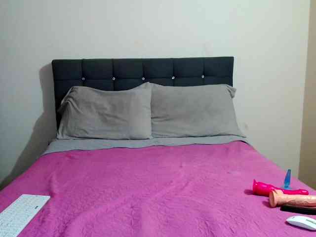 SamHotty69 SamHotty69