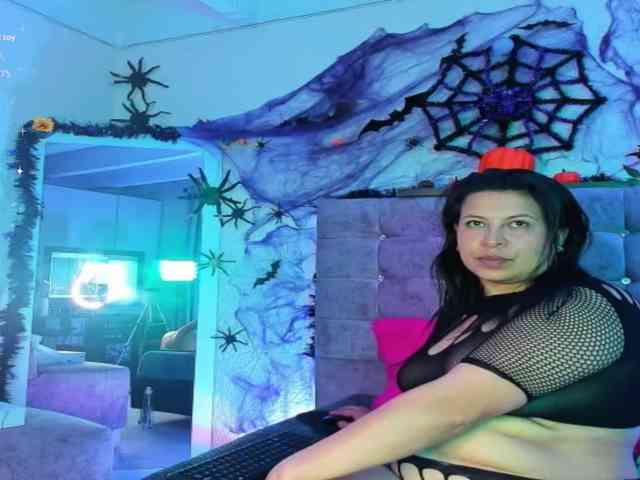 carla-jones webcam