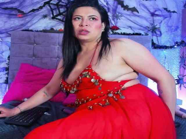 carla-jones webcam