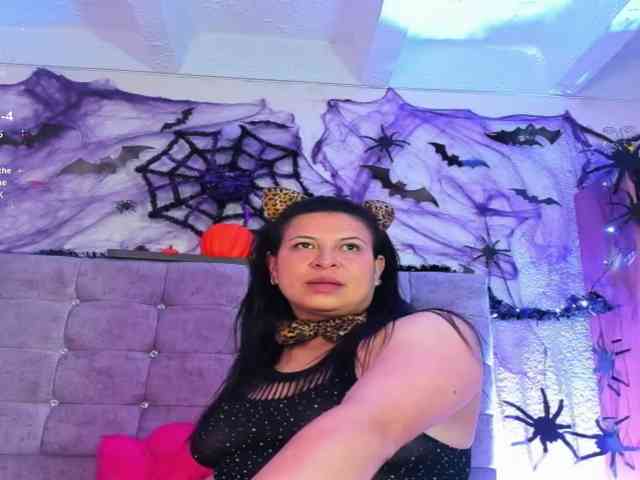 carla-jones webcam