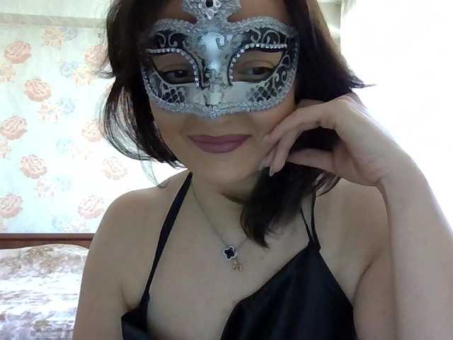 molly-38's BongaCams show and profile