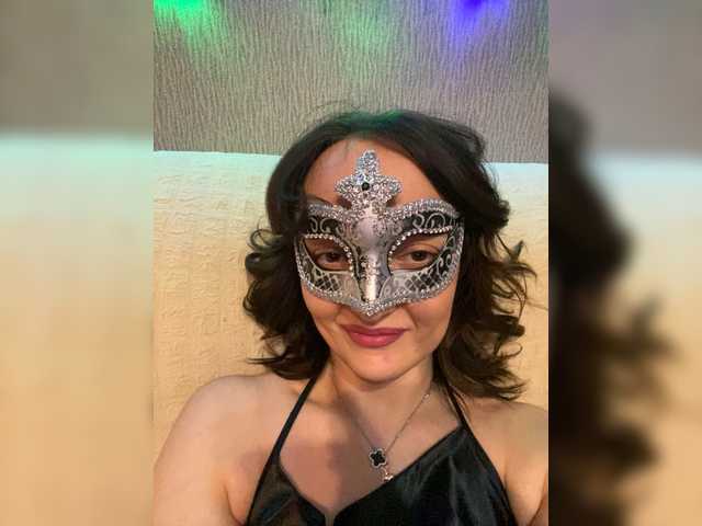 molly-38's BongaCams show and profile