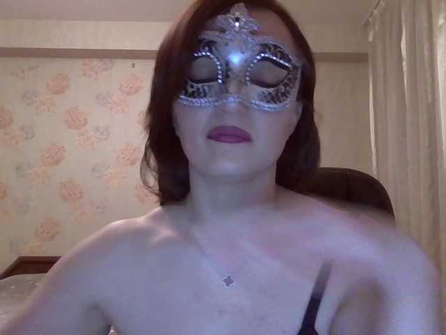 molly-38's BongaCams show and profile