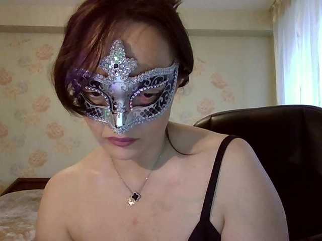 molly-38's BongaCams show and profile