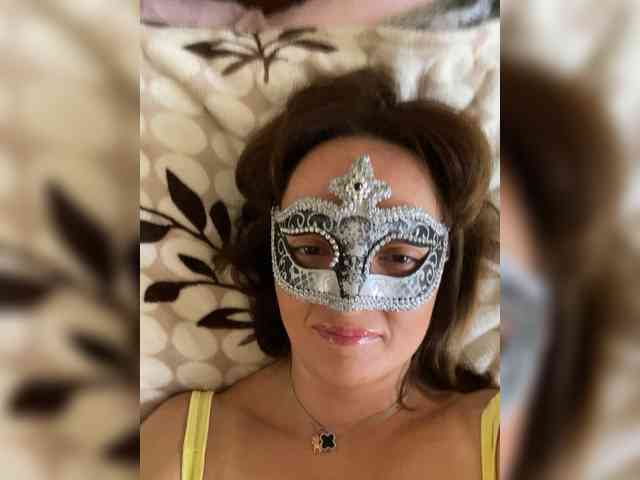 molly-38 webcam