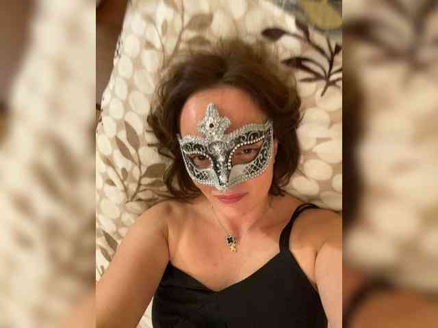 molly-38 webcam